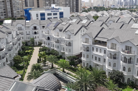 Concrete<br/>roof tile